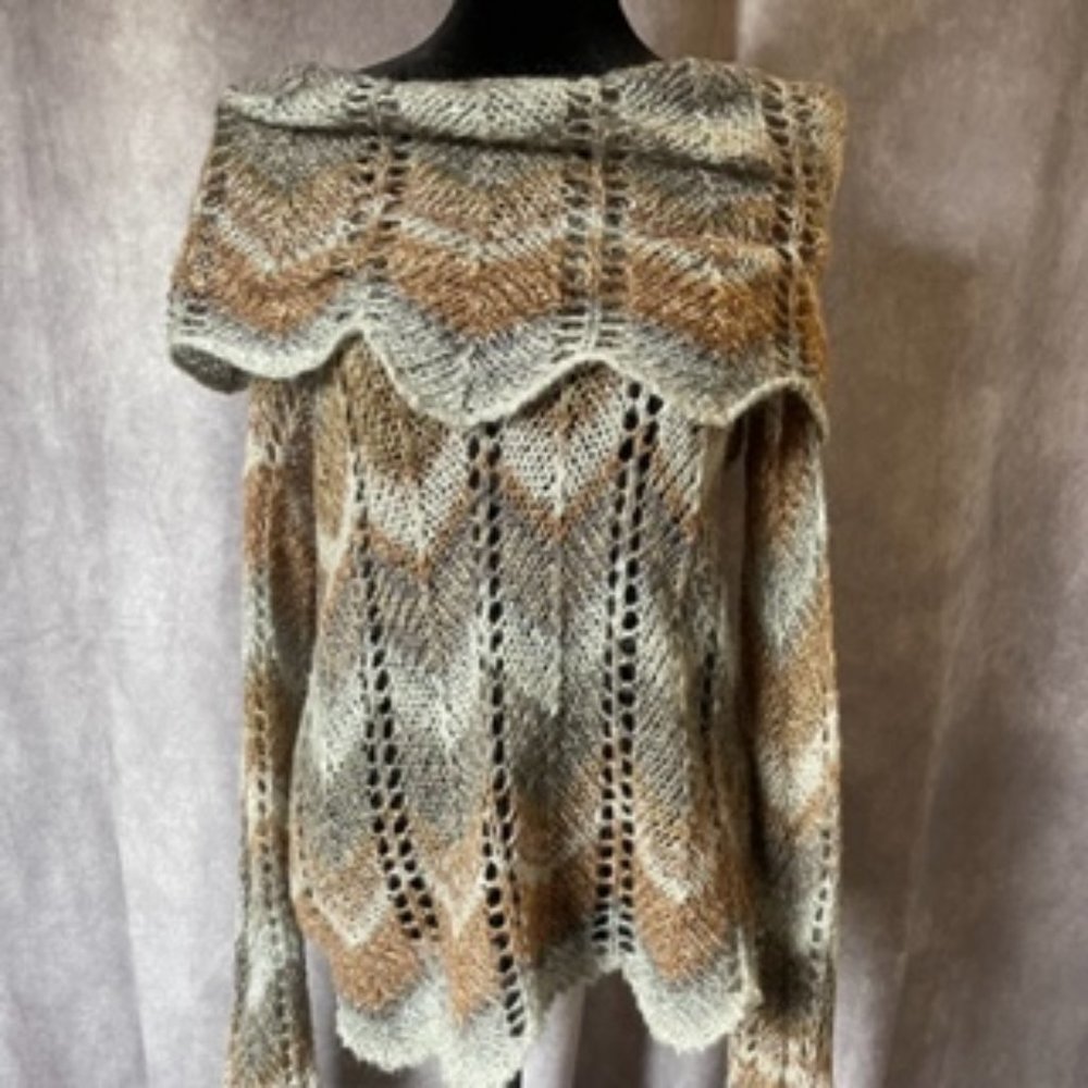 Boston Proper Off-the-Shoulder Sweater Size S